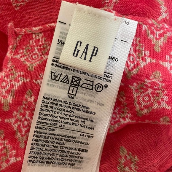 Gap Peach/white Scarf - Picture 4 of 5
